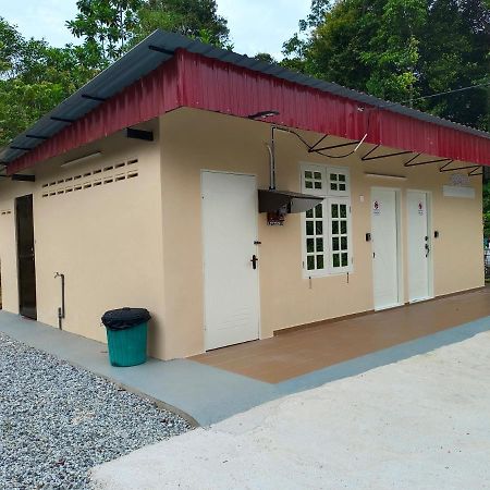 Roomstay Nimaza Bilik 1 Маранг Екстериор снимка
